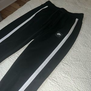 NIKE (Black & White) Sweatpants
